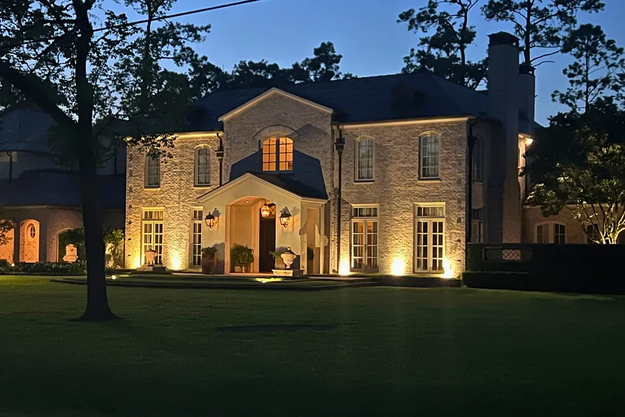 Architectural Uplighting